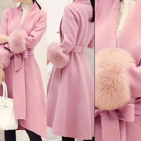 Jackets & Blazers - NWT pink faux fur coat
